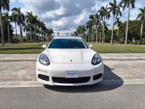 Used 2016 Porsche Panamera S RWD image 2