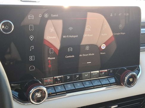 Used 2025 GMC Canyon AT4 w/ AT4X Package image 27