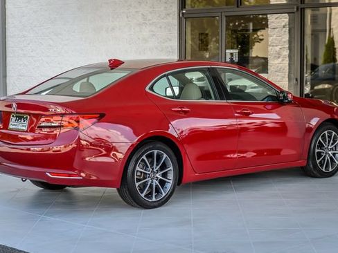 Used 2017 Acura TLX V6 w/ Technology Package FWD image 9