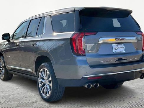 Used 2021 GMC Yukon Denali w/ Denali Premium Package image 4