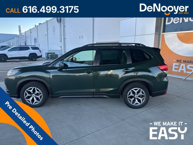 Used 2024 Subaru Forester Premium AWD/4WD image 6