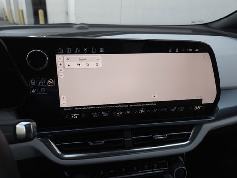 Used 2024 Chevrolet Equinox EV LT w/ Active Safety Package 3 image 20