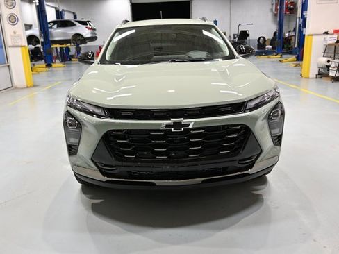 New 2026 Chevrolet Trax ACTIV w/ Driver Confidence Package image 2