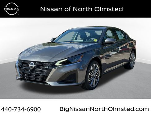 New 2025 Nissan Altima 2.5 SL image 1