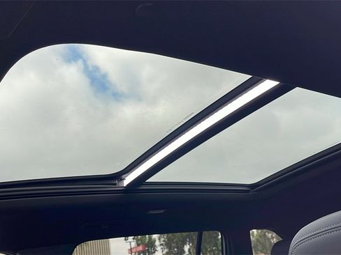 New 2026 Buick Enclave Avenir w/ Super Cruise Package image 10