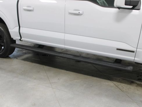 Used 2025 Ford F150 Platinum AWD/4WD image 13