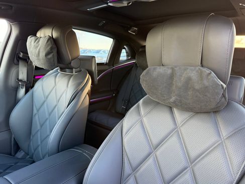 New 2026 Mercedes-Benz Maybach S 680 4MATIC image 17