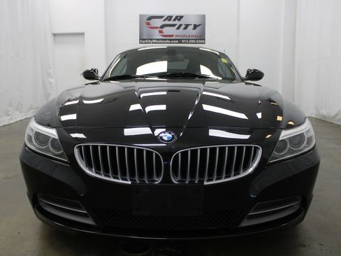 Used 2016 BMW Z4 sDrive35i RWD image 3