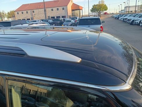 Used 2024 INFINITI QX80 Luxe image 8