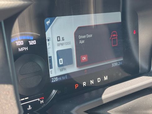 Used 2021 Ford Bronco Black Diamond w/ Sasquatch Package AWD/4WD image 17