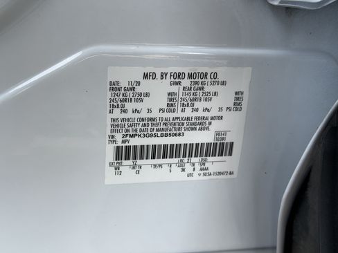Used 2020 Ford Edge SE FWD image 35