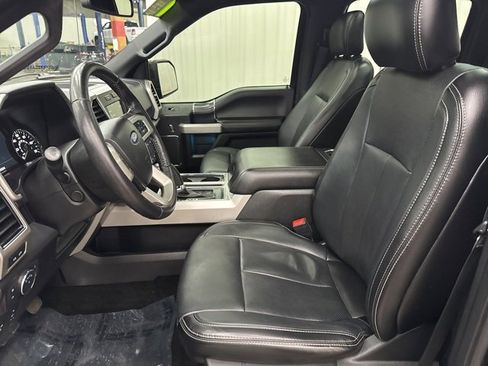 Used 2018 Ford F150 Lariat w/ Equipment Group 502A Luxury image 5