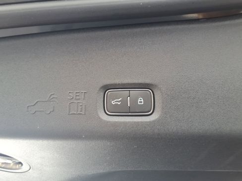 Used 2025 Ford Expedition Max Active AWD/4WD image 7