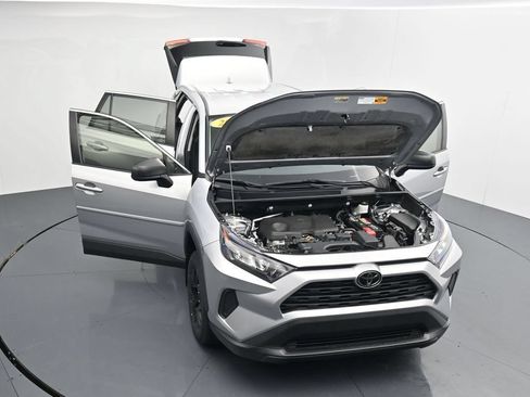 Used 2022 Toyota RAV4 LE FWD image 44