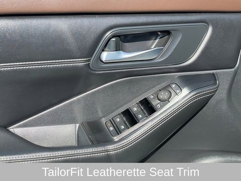 Certified 2023 Nissan Rogue SV w/ SV Premium B Package image 16