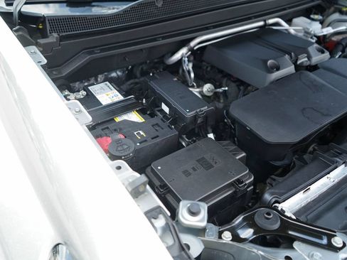 Used 2025 Chevrolet Colorado W/T RWD image 36