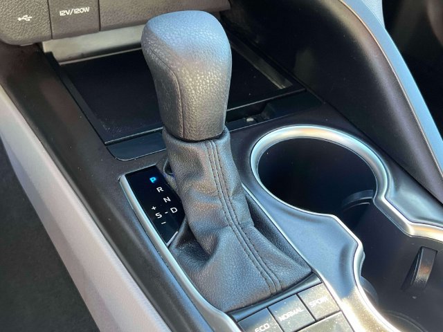 Certified 2024 Toyota Camry LE FWD image 28
