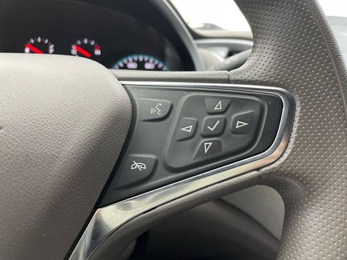 Used 2023 Chevrolet Malibu LT image 6
