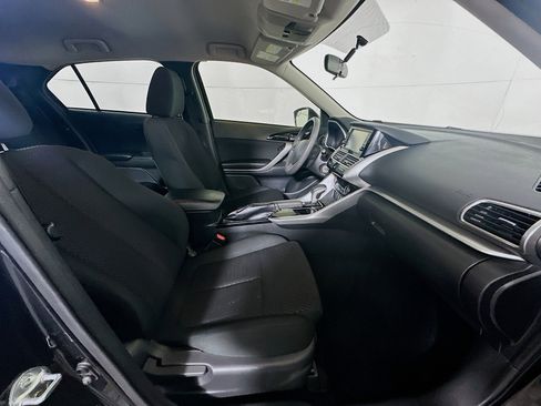 Used 2018 Mitsubishi Eclipse Cross ES image 29