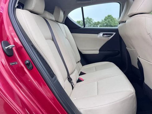 Used 2012 Lexus CT 200h Premium w/ Premium Audio Pkg FWD image 21