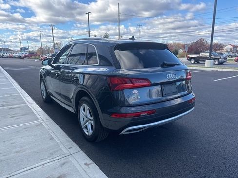 Used 2019 Audi Q5 2.0T Premium w/ Convenience Package image 6