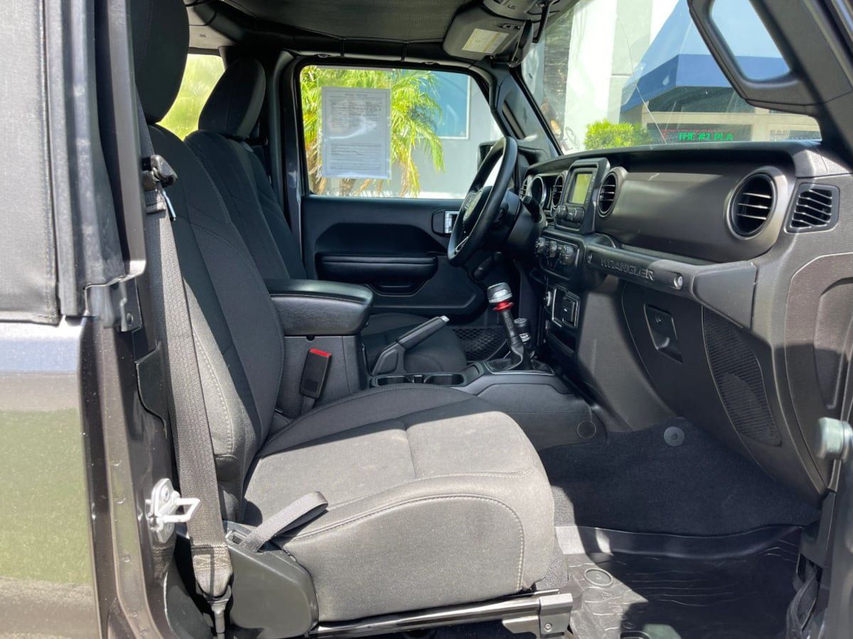 Used 2018 Jeep Wrangler Sport AWD/4WD image 20