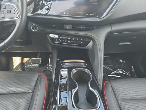 Used 2023 Buick Envision Essence w/ Sport Touring Package FWD image 3