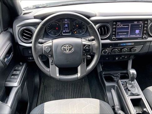 Used 2023 Toyota Tacoma TRD Sport image 5