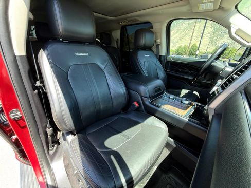 Used 2019 Ford Expedition Platinum AWD/4WD image 9
