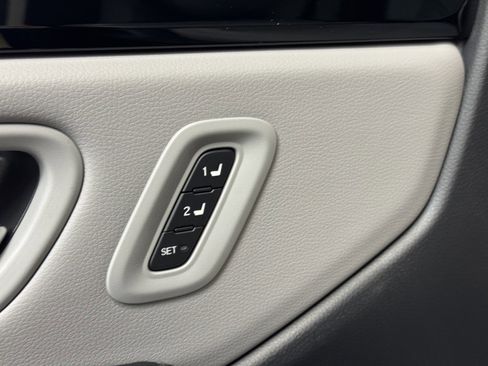 New 2025 Honda Pilot EX-L image 10