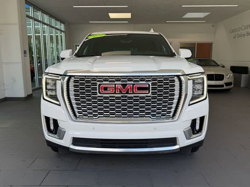 Used 2024 GMC Yukon Denali w/ Denali Reserve Package AWD/4WD image 2