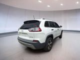 Used 2019 Jeep Cherokee Limited image 4