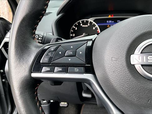 Used 2025 Nissan Altima 2.5 SR image 24