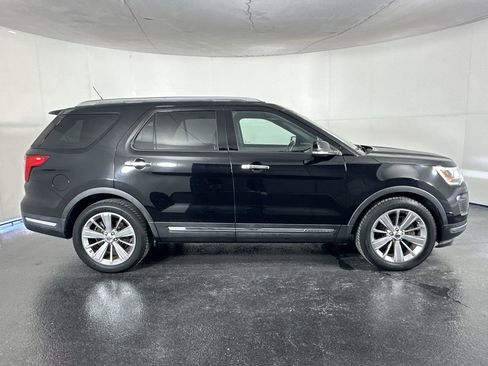 Used 2018 Ford Explorer Limited image 13