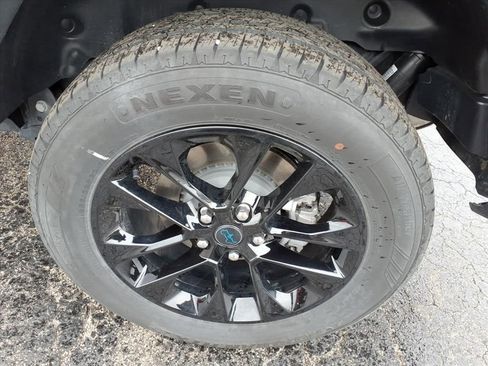 Certified 2025 Jeep Wrangler Unlimited Sahara w/ Safety Group image 5