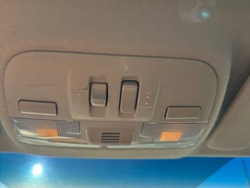 Used 2011 Subaru Impreza WRX Limited image 26