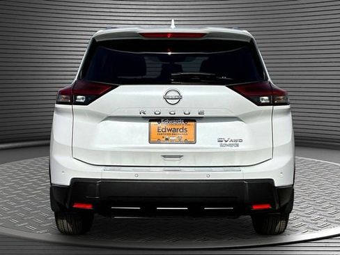 Used 2024 Nissan Rogue SV w/ SV Premium Package AWD/4WD image 5