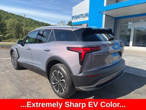 Used 2024 Chevrolet Blazer EV LT AWD/4WD image 9