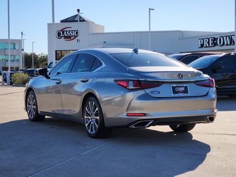 Used 2019 Lexus ES 350 image 3