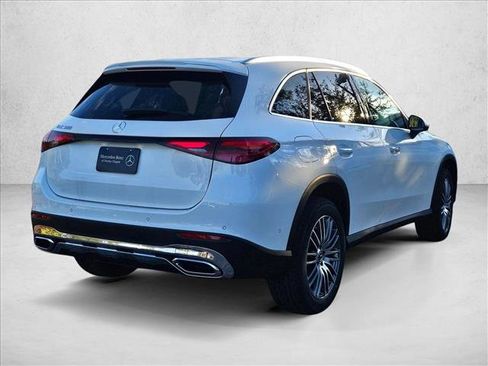 New 2026 Mercedes-Benz GLC 300 image 2