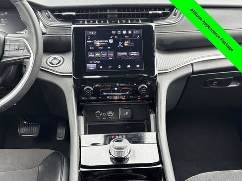 Used 2023 Jeep Grand Cherokee L Laredo AWD/4WD image 30