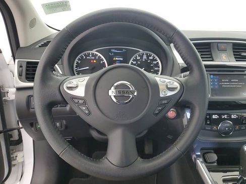 Used 2018 Nissan Sentra SR w/ Technology Package FWD image 22