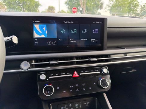 Used 2025 Hyundai Tucson SEL image 12