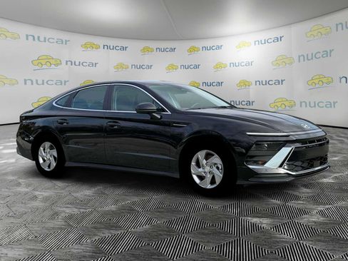 Used 2025 Hyundai Sonata SE image 1