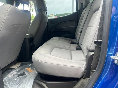 Used 2018 Chevrolet Colorado W/T w/ WT Convenience Package RWD image 8