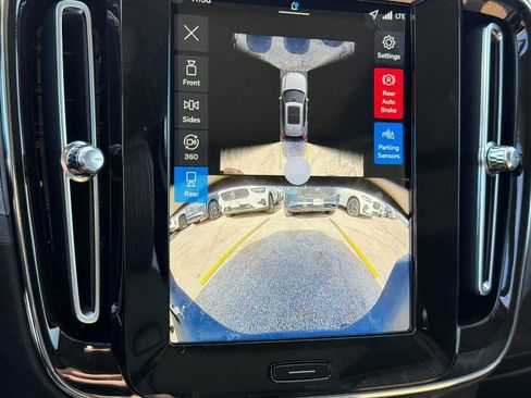 New 2026 Volvo XC40 B5 Ultra w/ Climate Package image 14