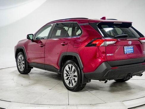 Used 2024 Toyota RAV4 XLE Premium image 6