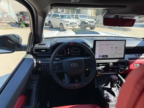 Used 2025 Toyota Tacoma TRD Pro AWD/4WD image 71