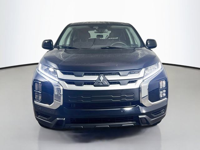 Used 2025 Mitsubishi Outlander Sport AWD image 2