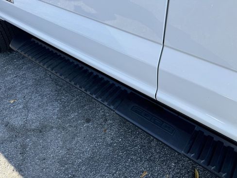 Used 2022 Ford F250 XLT w/ XLT Value Package image 3